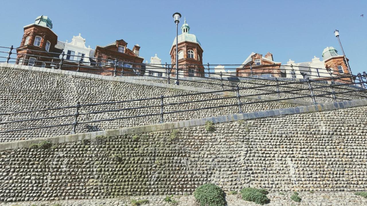 Apartamento The Little Flat On The Corner Cromer Exterior foto